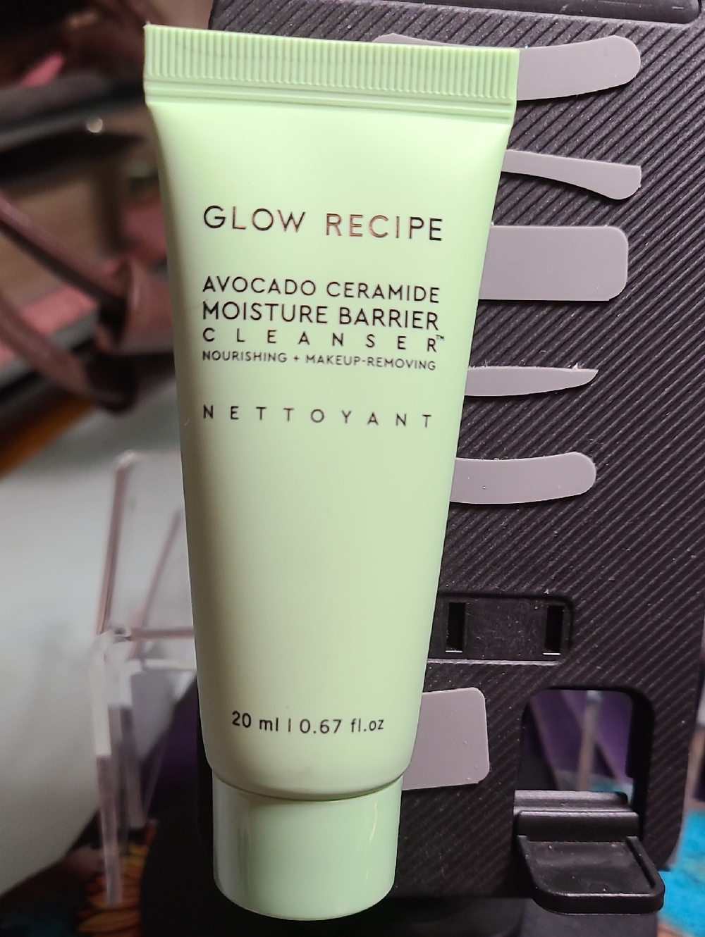Glow Recipe Avocado Ceramide Moisture Barrier Cleanser - Mint Green